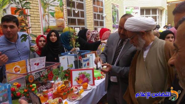 رئيس جمعية التضامن الإسلامي يشارك في افتتاح المعرض السنوي الثالث للنباتات والعقاقير الطبية في كلية الصيدلة‎