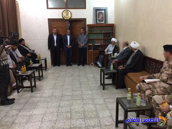 رئيس الوزراء العبادي : يزور آية الله الشيخ محمد باقر الناصري