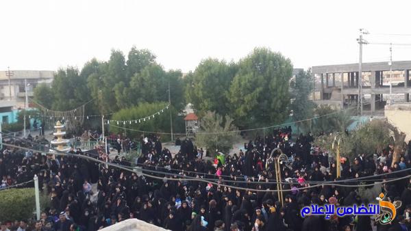 بالصور: مقام أمير المؤمنين في الناصرية يكتظ بالزائرين لإحياء ذكرى دفن الأجساد الطاهرة‎
