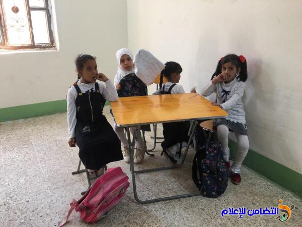 مبرة التضامن الأولى للأيتام في الناصرية ::  توزع الكسوة الشتوية على تلاميذها - مصور -‎