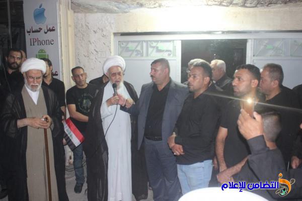 بالصور :موكب عـزاء جمعية التضامن الاسلامي يشارك بالمسيرة العاشورائية  في الليلة العاشرة وسط الناصرية 