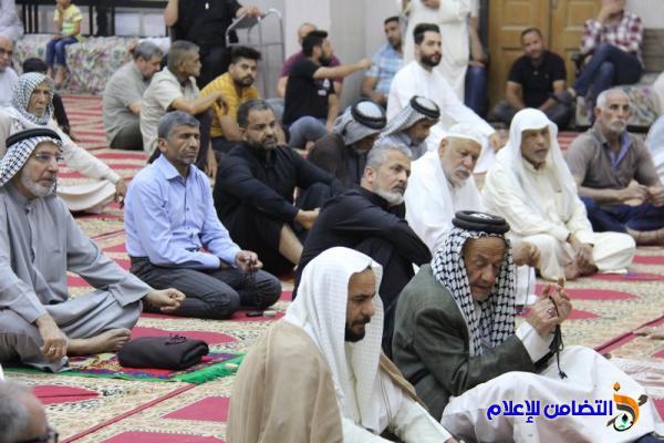 بالصور: صلاة الجمعة في جامع الشيخ عباس الكبير بمدينة الناصرية 