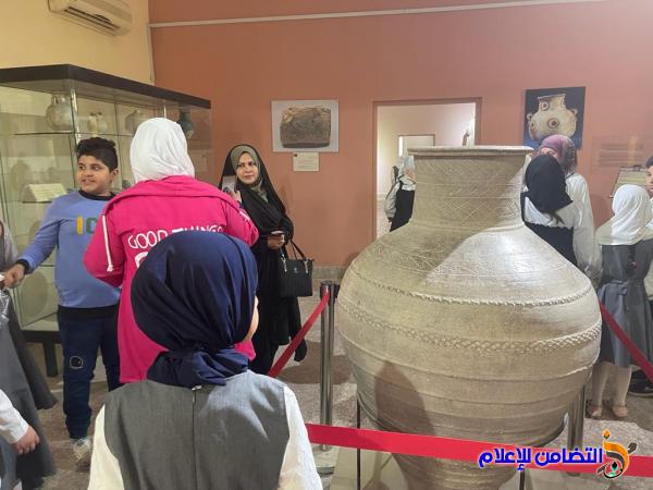 بالصور.. إقامة درس تطبيقي داخل متحف الناصرية لتلاميذ  مبرة التضامن الأولى للأيتام 